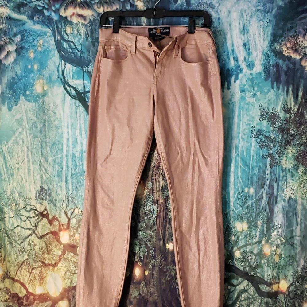 Lucky jeans